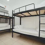 Shinchan Chill 14Pax Landed Homestay Pooltable Ktv Bbq Bukit Indah