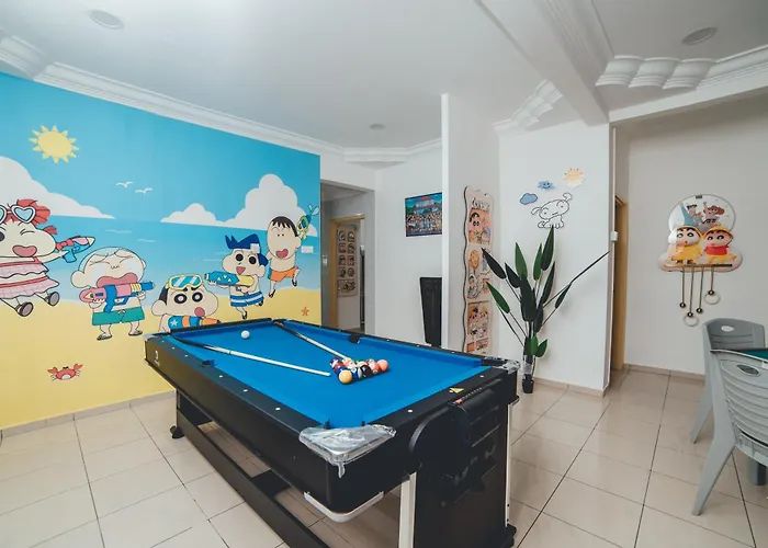 Shinchan Chill 14Pax Landed Homestay Pooltable Ktv Bbq Bukit Indah
